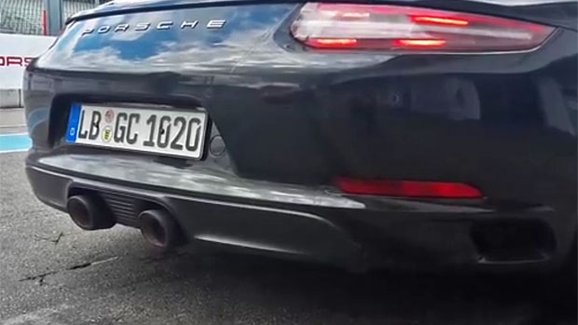 Porsche 911 Carrera S: Takto zní nové třílitrové turbo (videa)