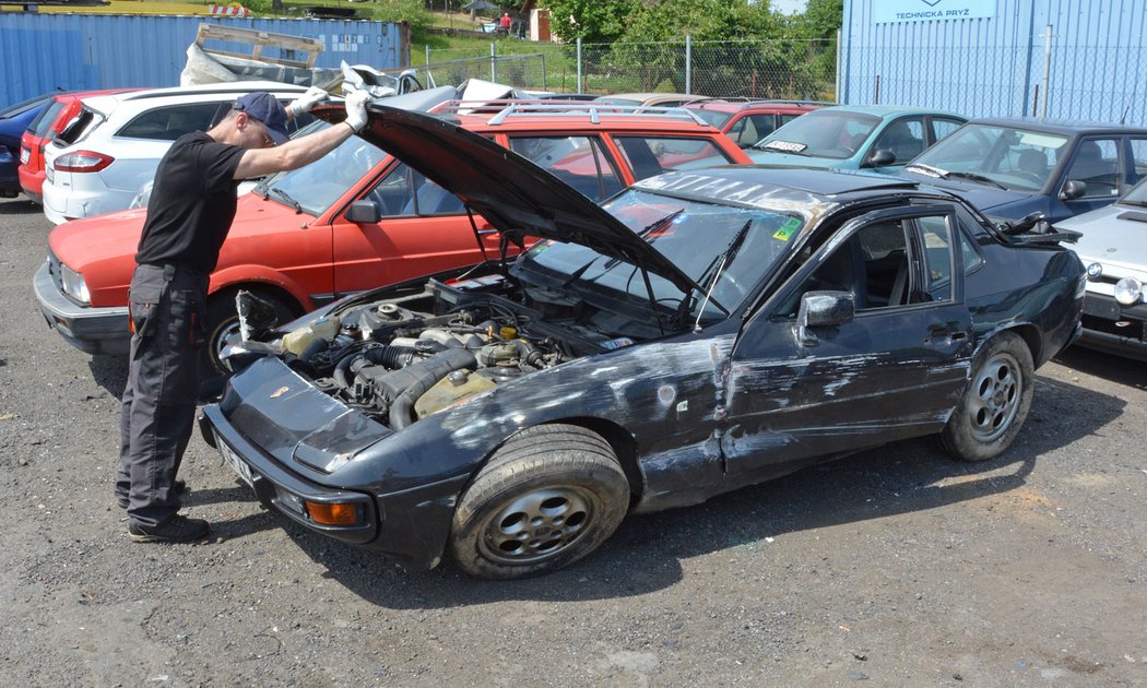 Porsche 924S