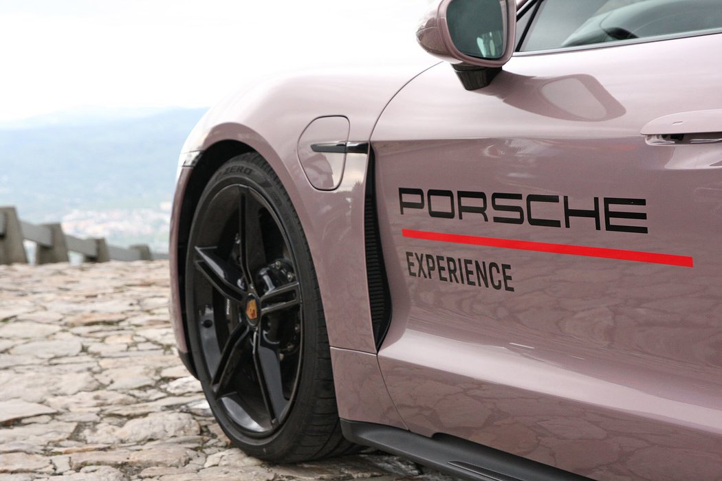 Porsche Road Tour 2021