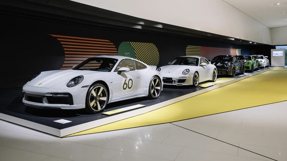 Porsche Muzeum oslavuje 50 let modelů RS výstavou Spirit of Carrera RS