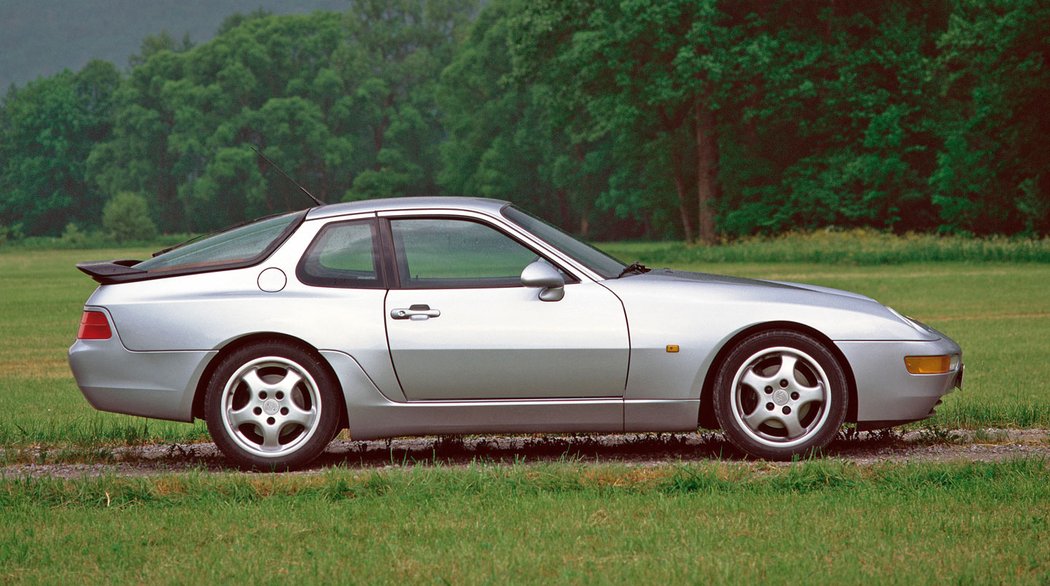 Porsche 928