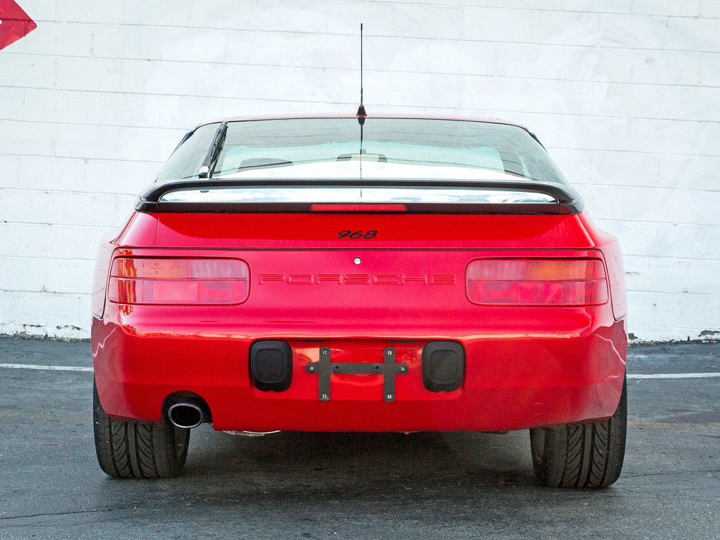 Porsche 928