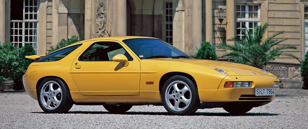 Porsche 928