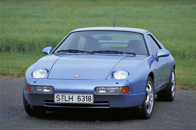 Porsche 928