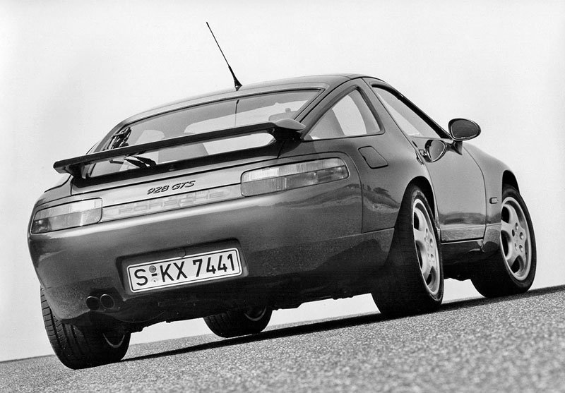 Porsche 928