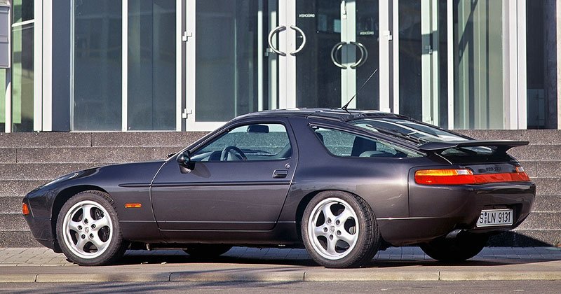 Porsche 928