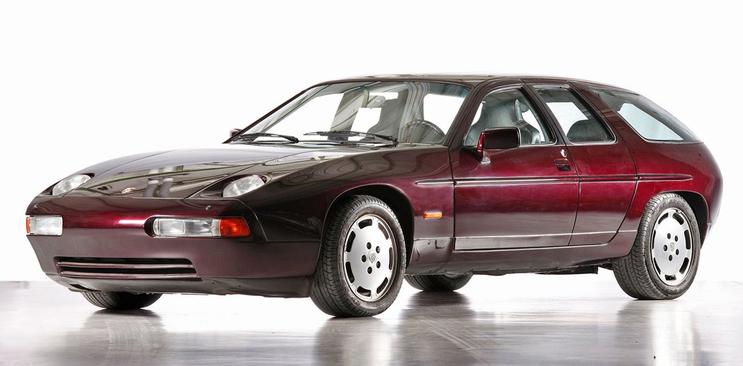 Porsche 928