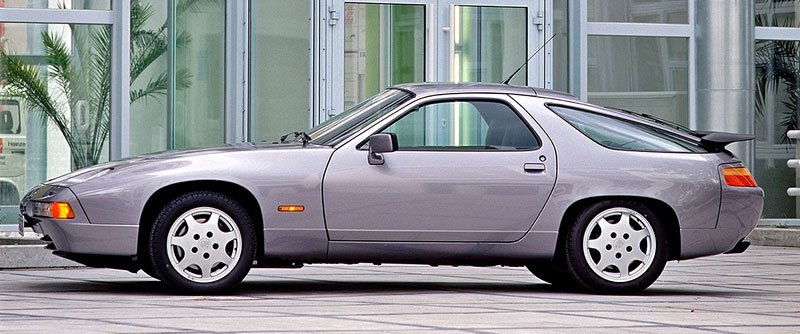 Porsche 928 S4