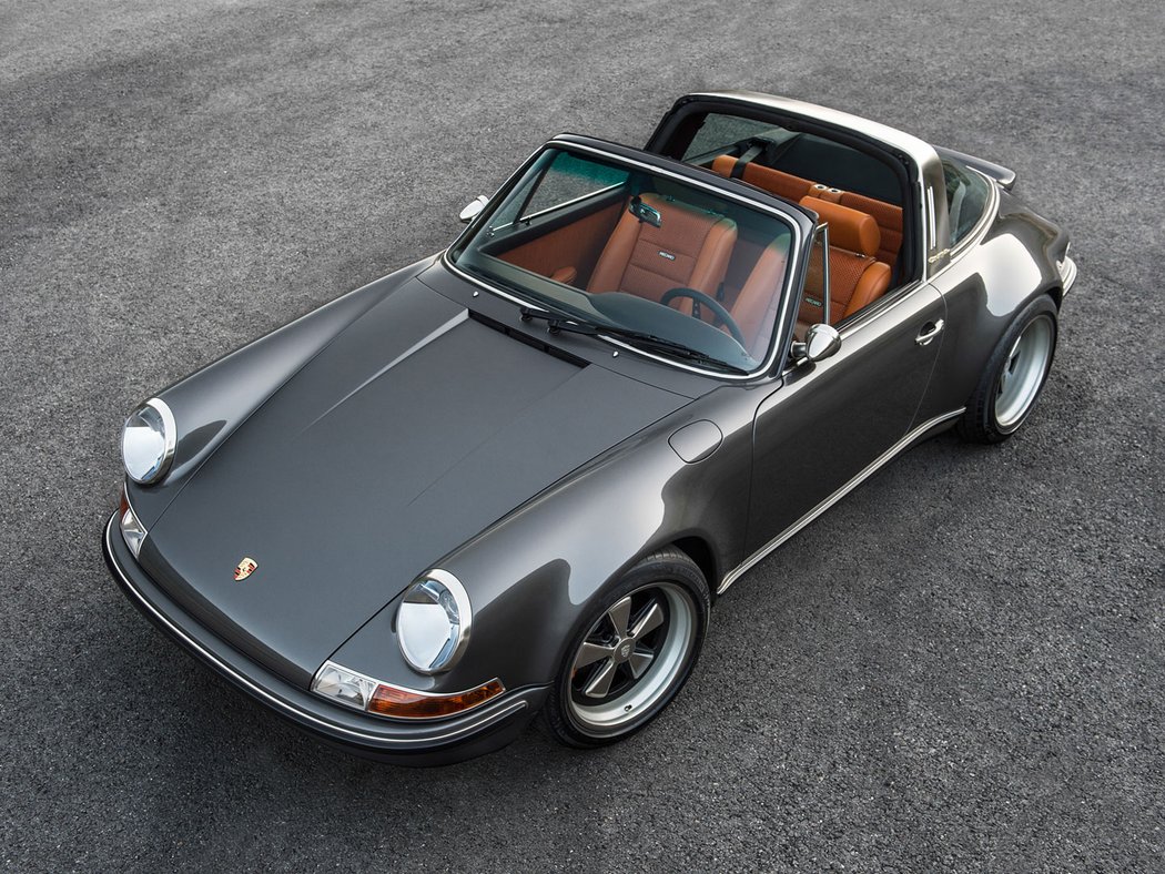 Porsche 911 Targa by Singer