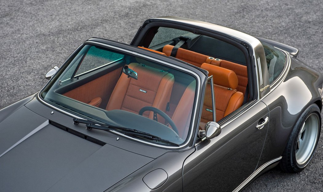 Porsche 911 Targa by Singer