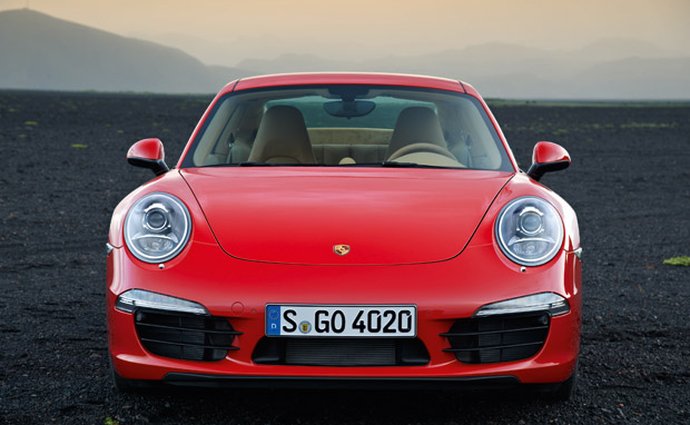 Nová verze Porsche 911 vás vrátí zpátky do minulosti