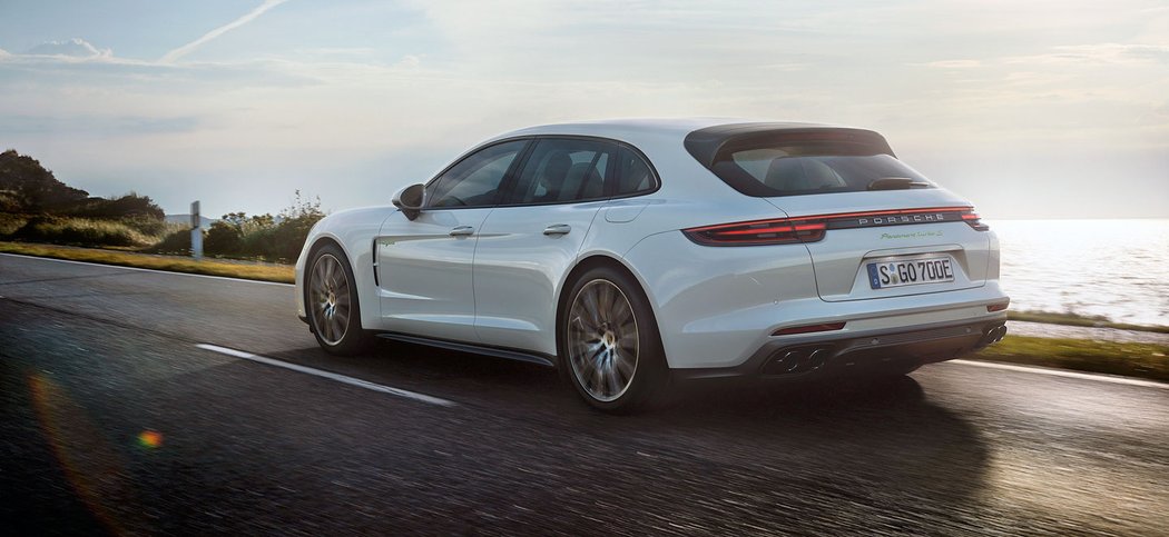 Porsche Panamera Turbo S E-Hybrid Sport Turismo