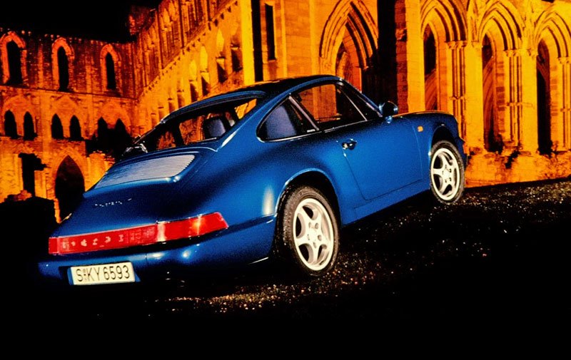 Porsche 911 Carrera 4 Coupe (1992)