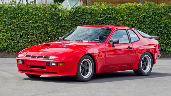 Porsche 924 Carrera GT: I Porsche pro kadeřnice může být exkluzivní