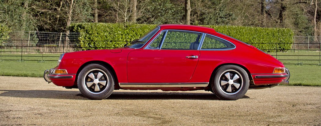 Porsche 911 S (1967)