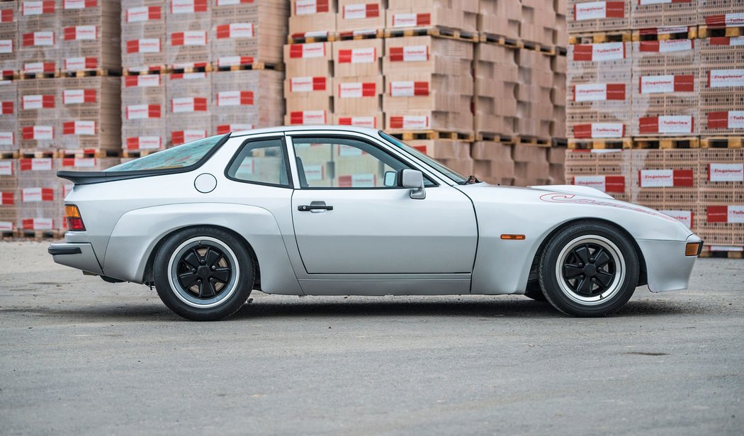 Porsche 924 Carrera GT