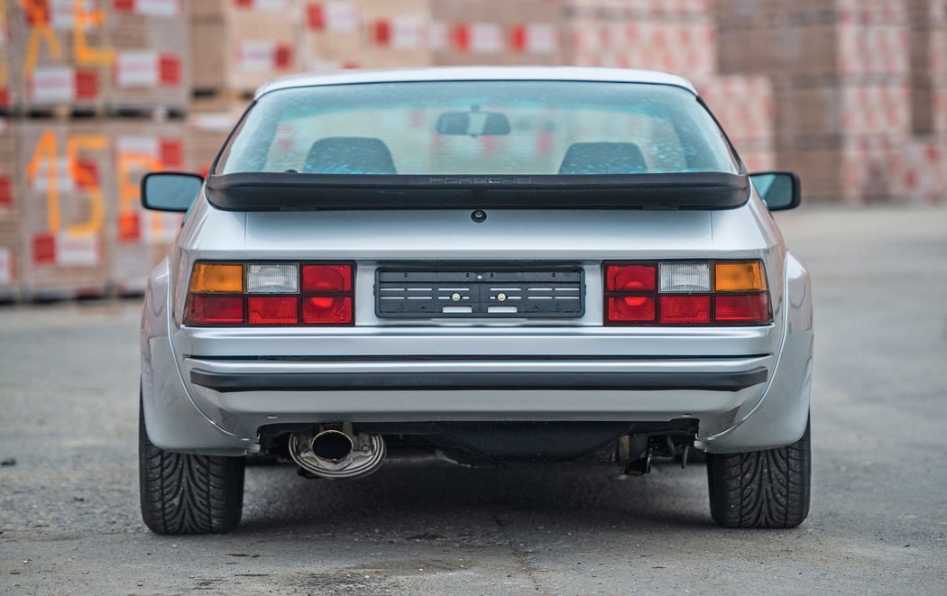 Porsche 924 Carrera GT