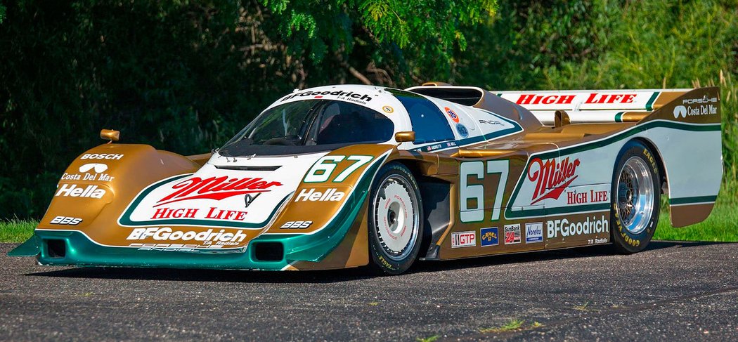 Porsche 962