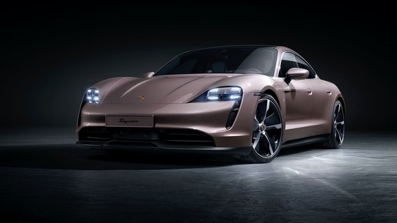 Porsche Taycan se představuje v nové základní verzi