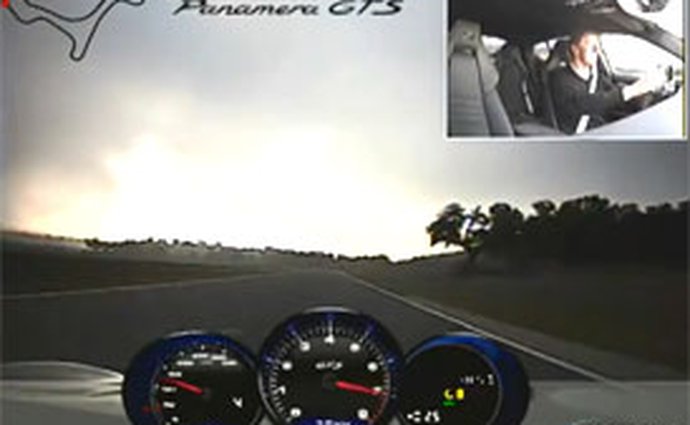 Video: Walter Röhrl za volantem Porsche Panamera GTS