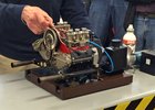 Zmenšený model motoru Porsche vznikl před 40 lety. Podívejte se, jak šlape!