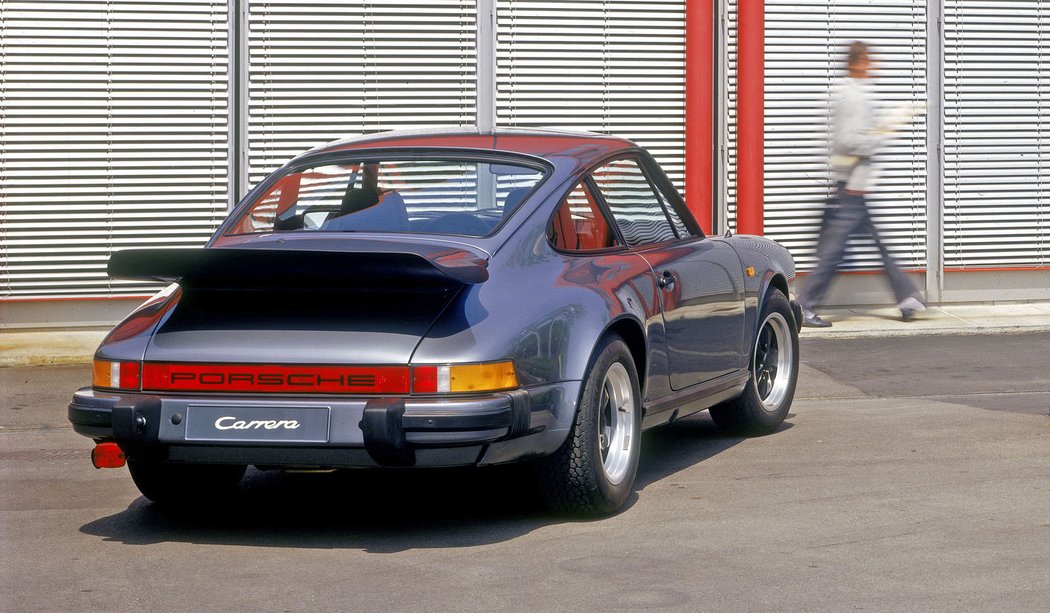 Porsche 911 Carrera 3.2 Coupé