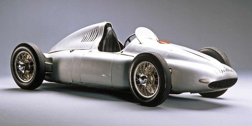 Porsche čtyřkolky: Cisitalia type 360