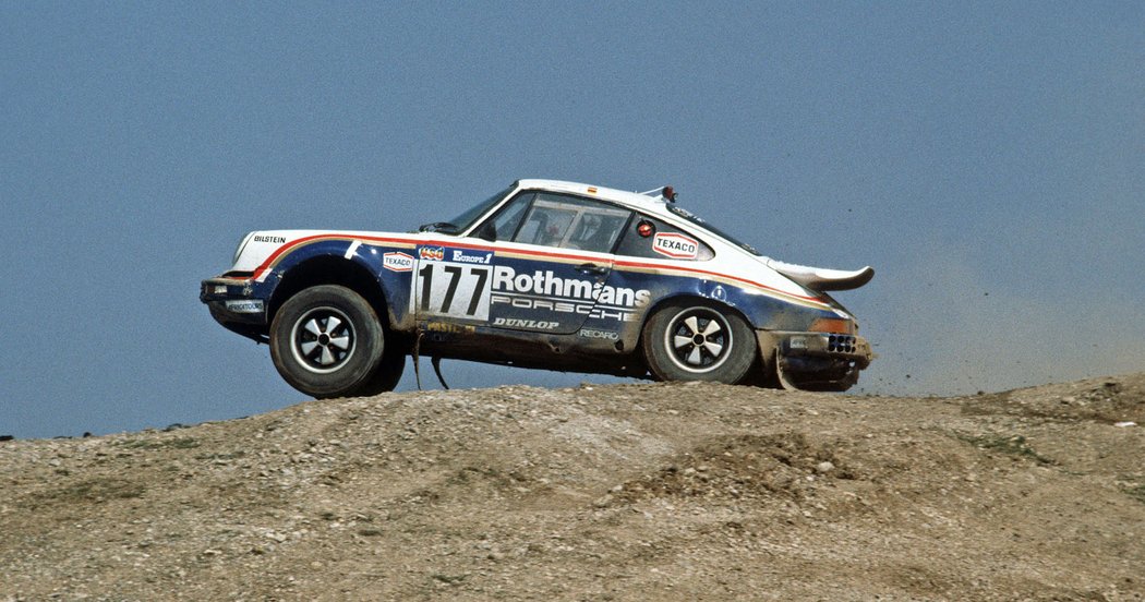 Porsche čtyřkolky: 911 Carrera 3.2 4x4 Paris-Dakar