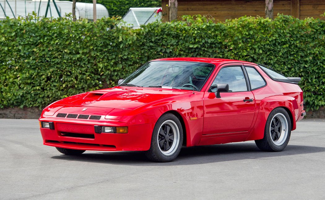 Porsche 924