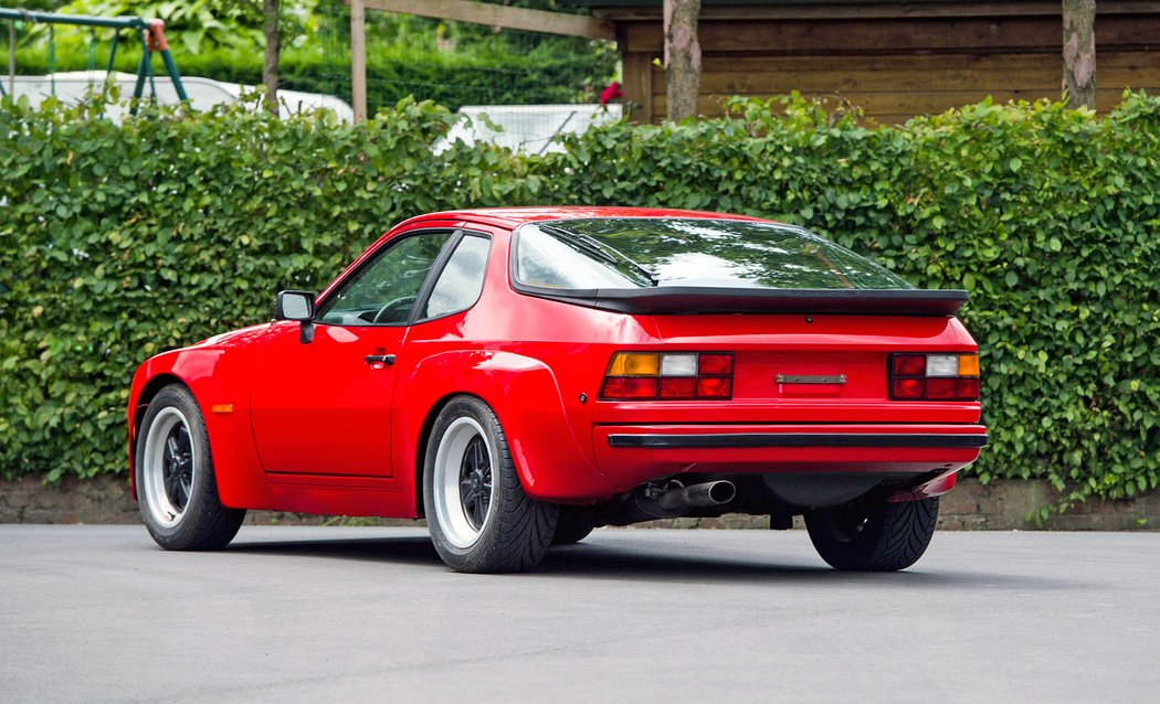 Porsche 924