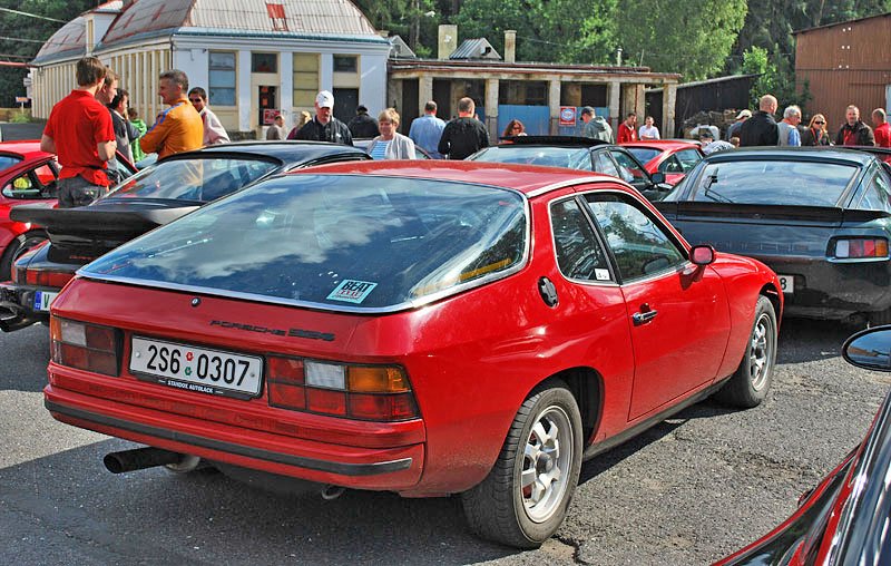 Porsche 924