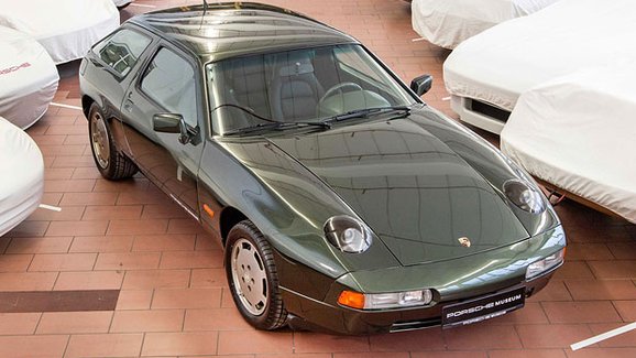 Porsche připomnělo 40 let modelu 928 jeho výjimečnými prototypy
