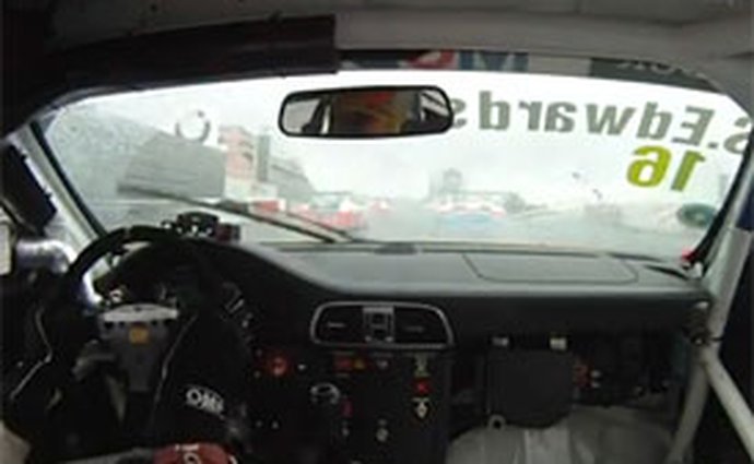 Nürburgring na vodě: Onboard video