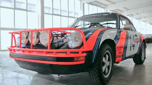 Porsche vzpomíná na soutěžní 911, vrátí se na šotolinu? (video)