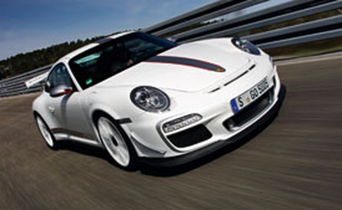 Soutěž: Vyhrajte svezení v Porsche na Srazu sportovních aut v Brně!