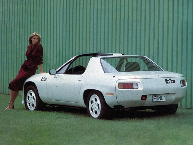 Porsche 928