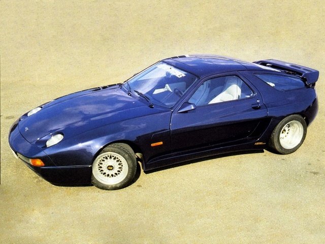 Porsche 928