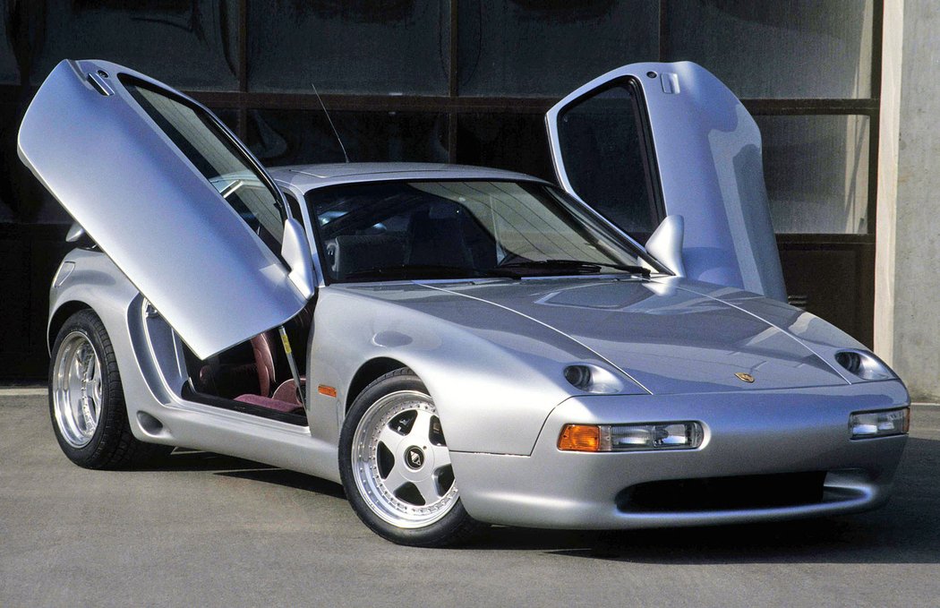 Porsche 928