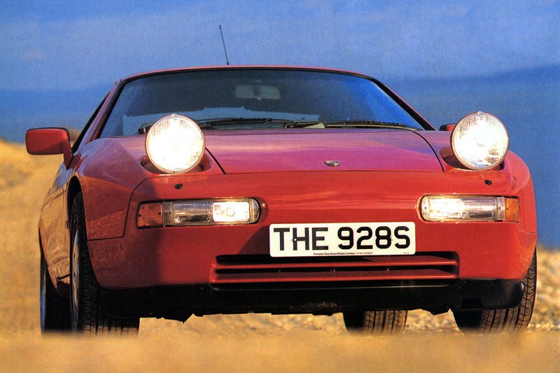 Porsche 928