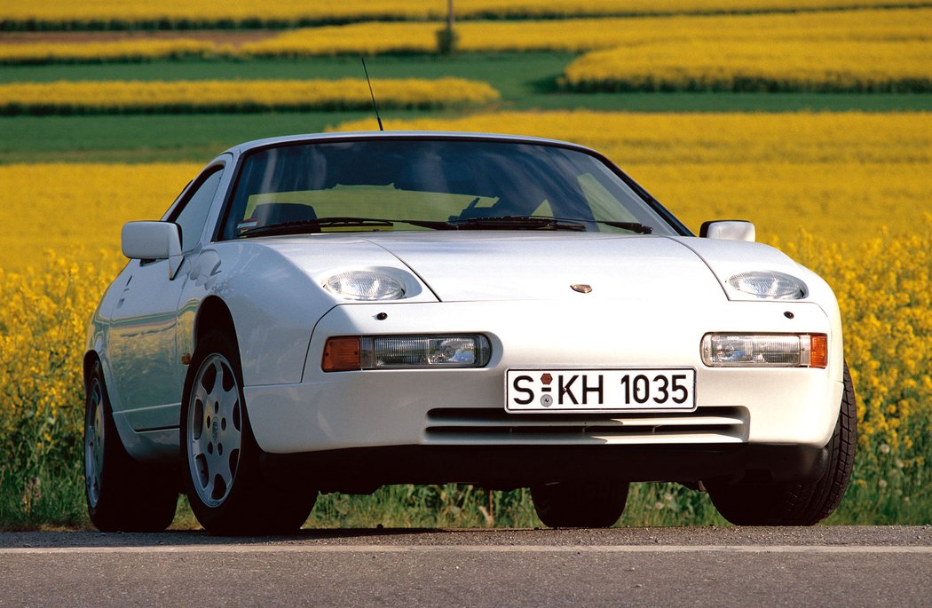 Porsche 928