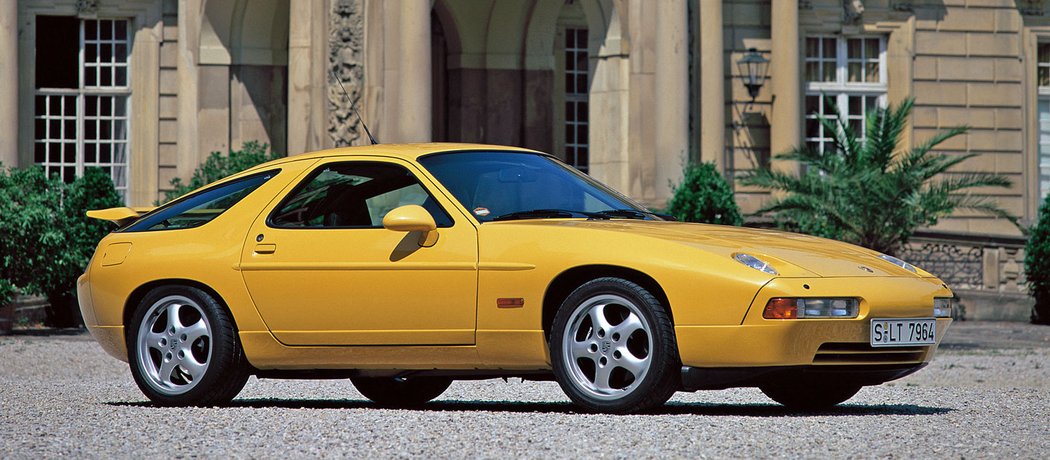 Porsche 928