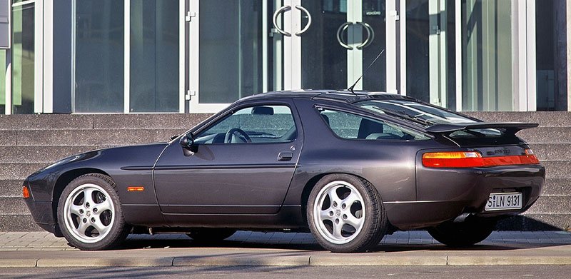 Porsche 928