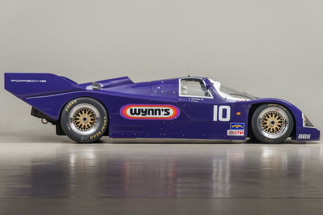 Porsche 962