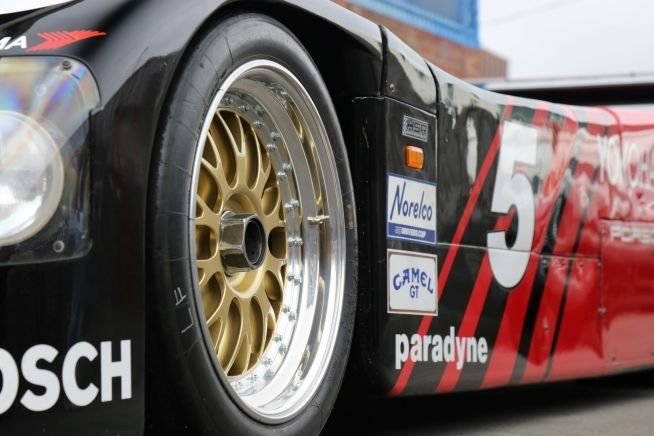 Porsche 962