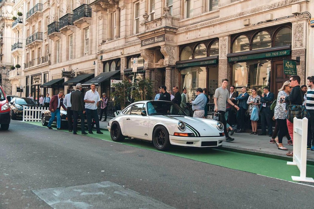 Porsche 911 Le Mans Classic Clubsport