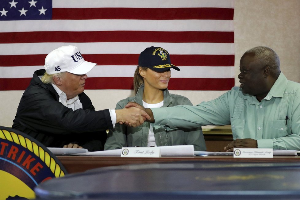 Prezident Trump během návštěvy Portorika.