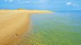 Bariérové ostrovy laguny Ria Formosa nabízejí pláže, kde na rozdíl od pevniny nepotkáte ani živáčka.