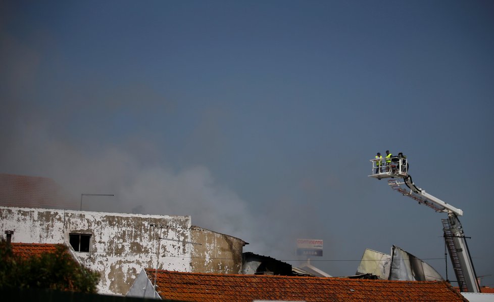 Místo nehody malého letadla, při které zemřelo v Portugalsku pět lidí