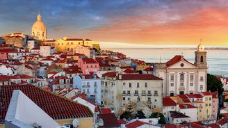 Koronavirová krize vrací starousedlíky do historického centra. Lisabon se nadechl a 20 tisíc turistických bytů proměnil v&nbsp;domovy
