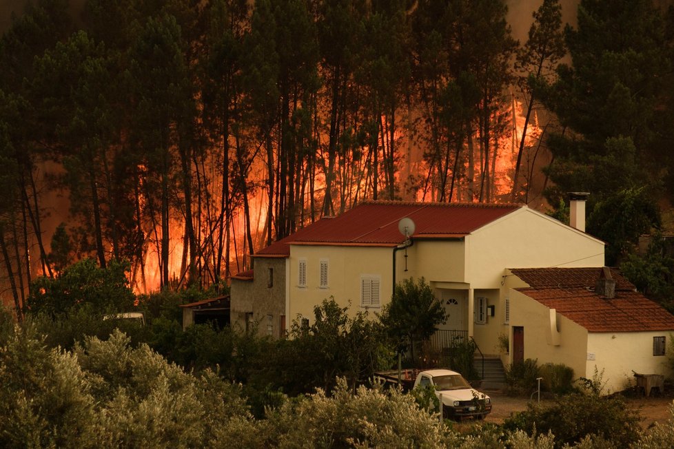 Požár ve středním Portugalsku (23. 7. 2019)